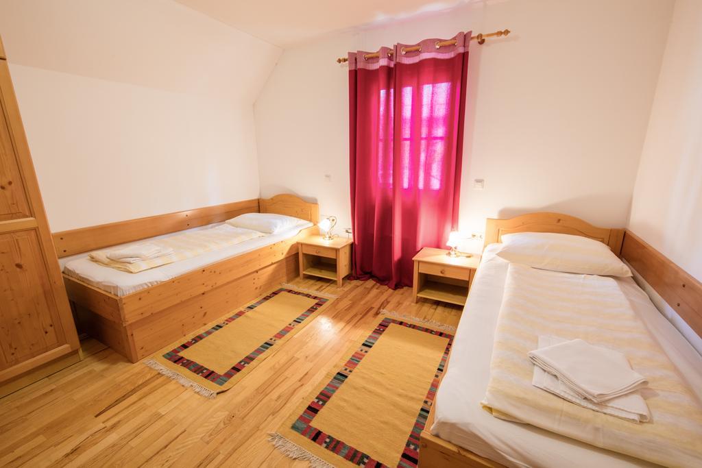 Apartments Mariborsko Pohorje Hočko Pohorje Extérieur photo